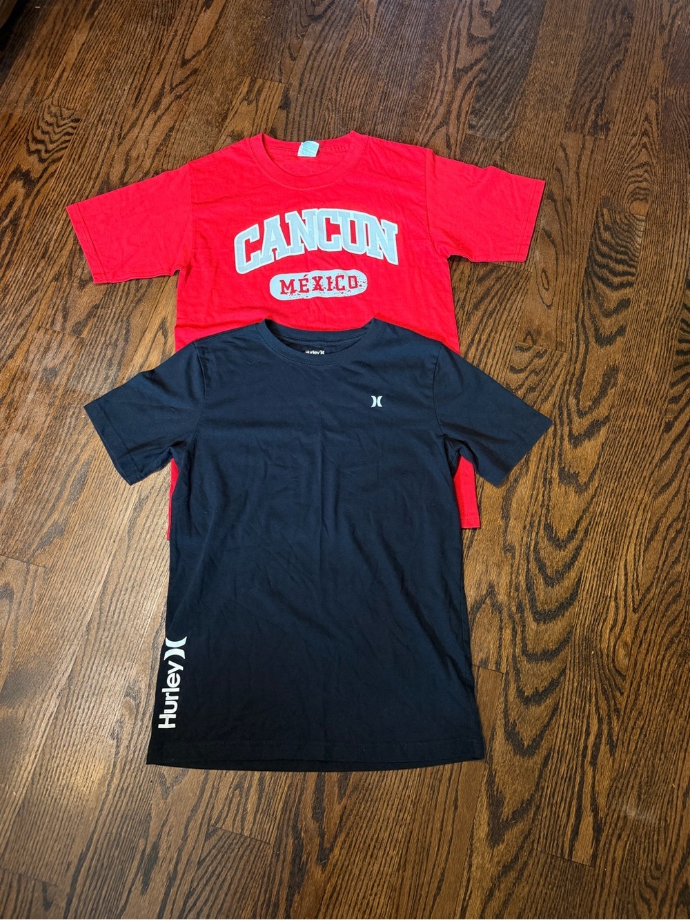 Boys Hurley /Mexico Black /Red Short Sleeve T- Shirt lot -